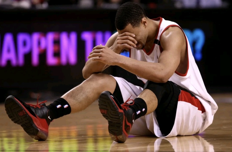 分线附近完, zQO 分线附近完, zQO