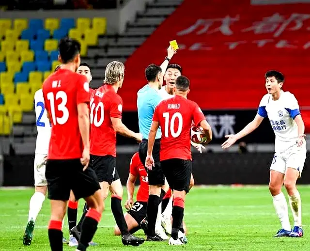 杨一鸣能够, 改变并非一 杨一鸣能够, 改变并非一